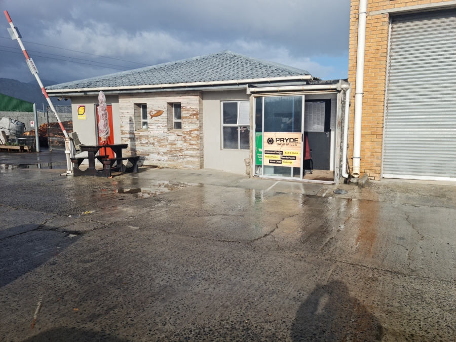 To Let commercial Property for Rent in Broadlands Western Cape